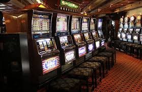 5qqq Mega Feature Reels